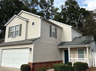 650 Windcroft Cir NW, Acworth, GA 30101