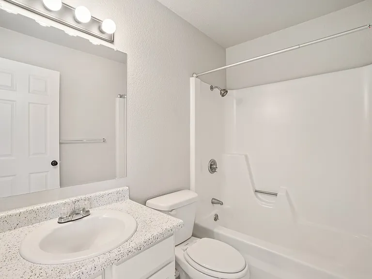 350 S Elizabeth St #11 — Photo 10