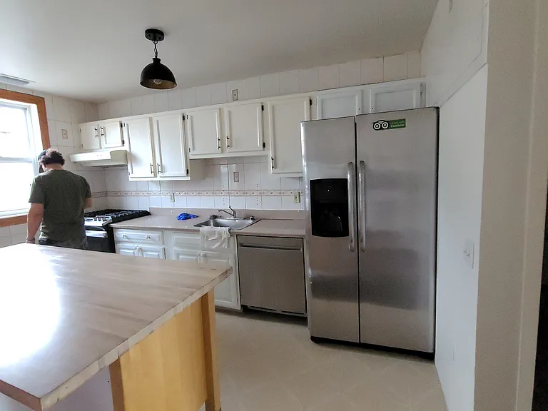 Flatlands Ave — Photo 1