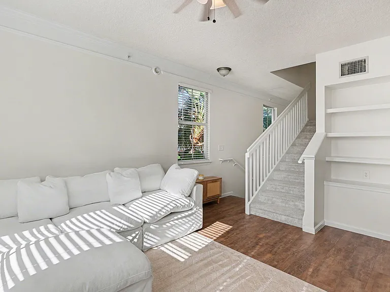 2044 Alta Meadows Ln #1809 — Photo 15