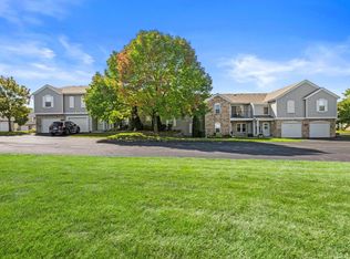 1208 N Sunnyslope Dr UNIT 202, Racine, WI 53406