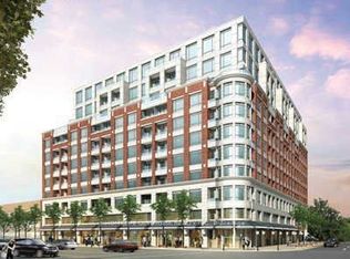 23 Glebe Rd W #304, Toronto, ON M5P 0A1