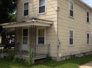 145 S Main St, Seneca, IL 61360