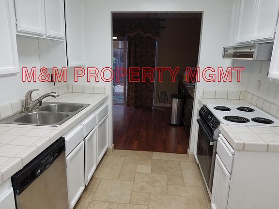 2312 Filmore lane Kitchen