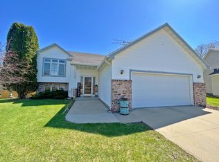 1304 50th St NW, Rochester, MN 55901