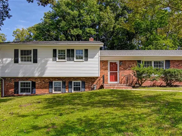 936 Croyden St, High Point, NC 27262