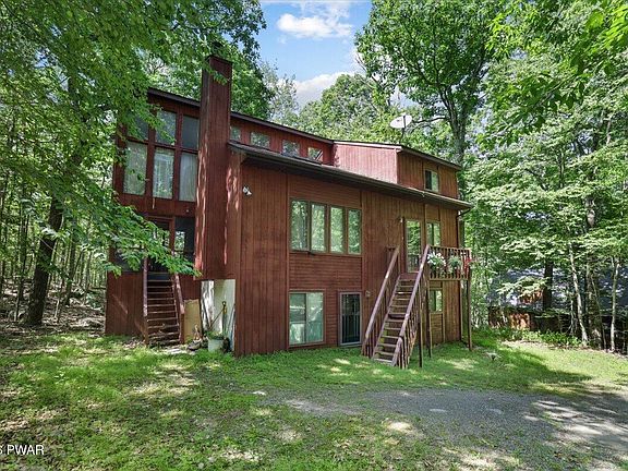 3rd image of 158 Saunders Dr