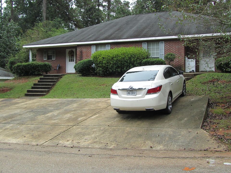 2nd image of 15 Knoll Cut Off