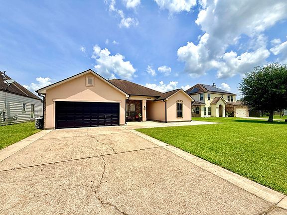 4th image of 39122 Bayou View Ave