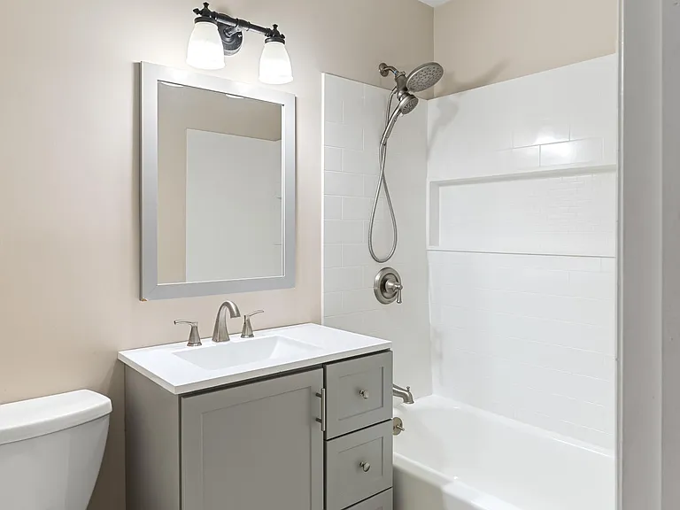 321 Spring St #9 — Photo 23