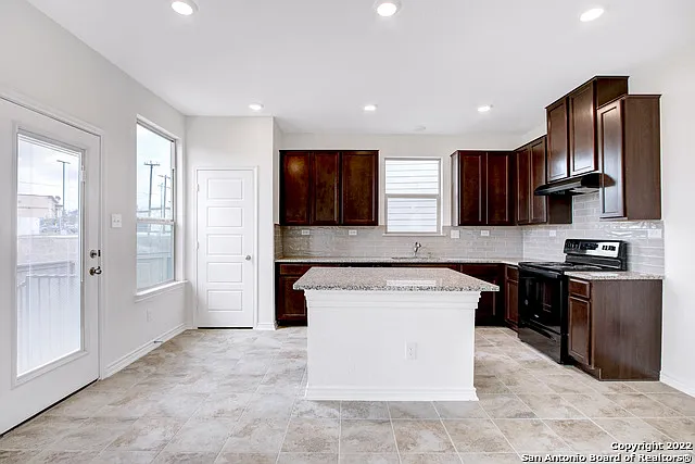 4955 Usaa Blvd #26 — Photo 9