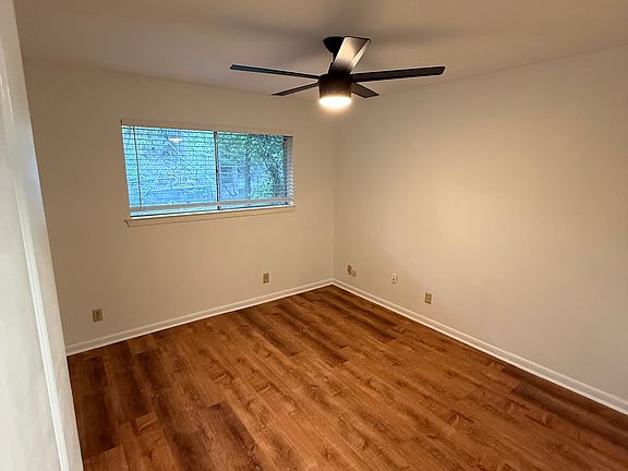 4th image of 3007 Matador Dr #B