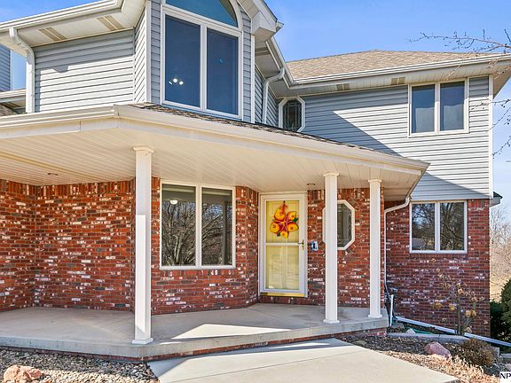 2nd image of 6911 Pine Lake Ct