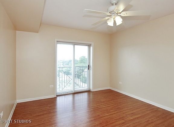 4th image of 5924 N Lincoln Ave APT 502