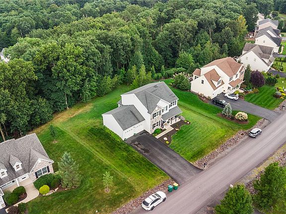 3rd image of 487 Long Run Rd