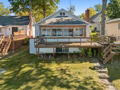 16372 Oak Hill Dr, Fenton, MI, 48430