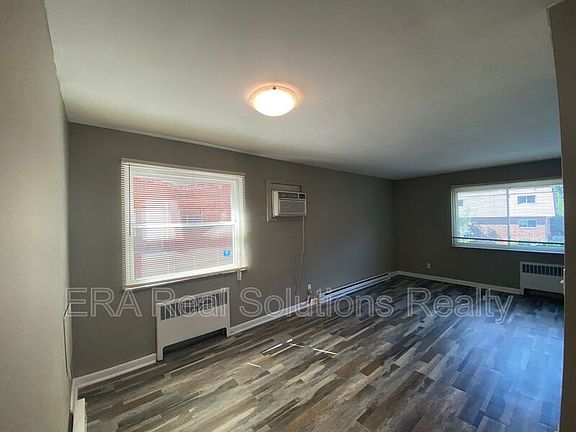 5th image of 2657 Vera Ave #2