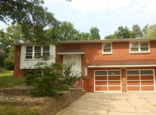 5004 NW Martin Dr, Kansas City, MO 64151