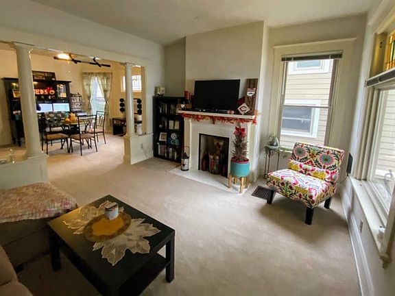 2nd image of 815 Delta Ave