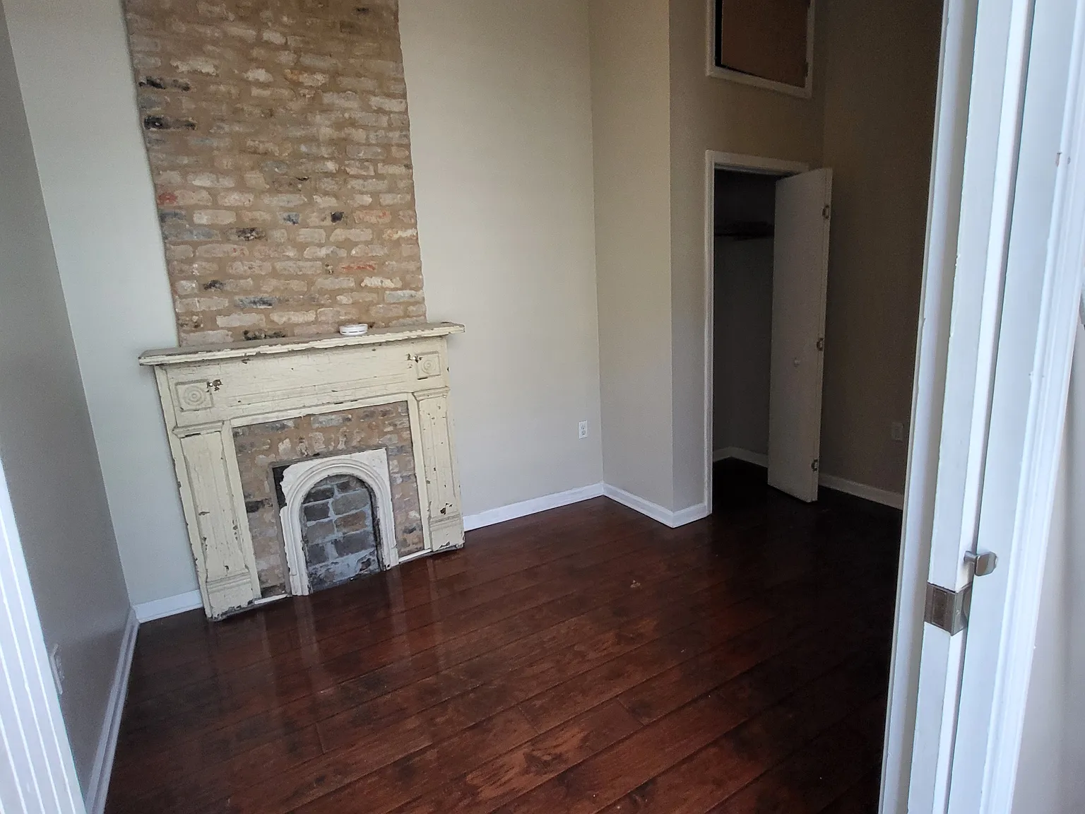 2 bed, 700 sqft, $1,450 — Photo 3