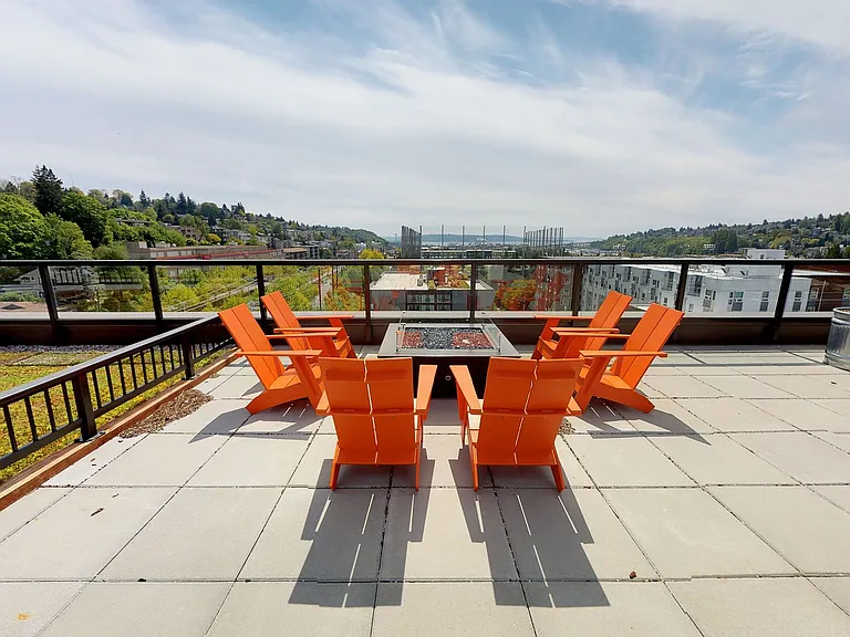 CRN Crane Interbay Apartments — Photo 21