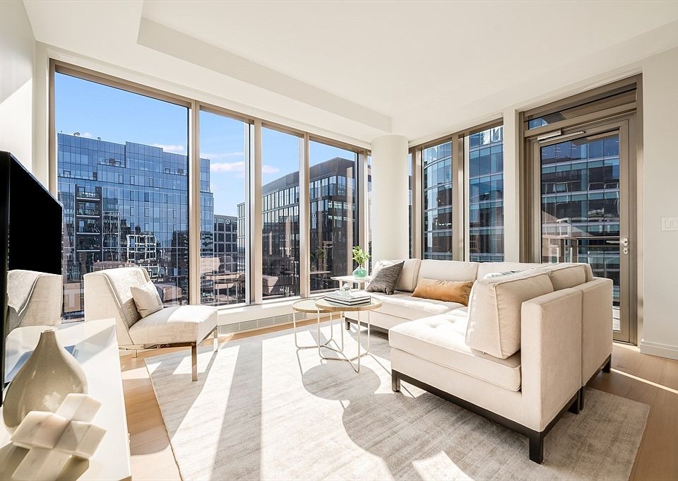 1st image of 133 Seaport Blvd #1-2003