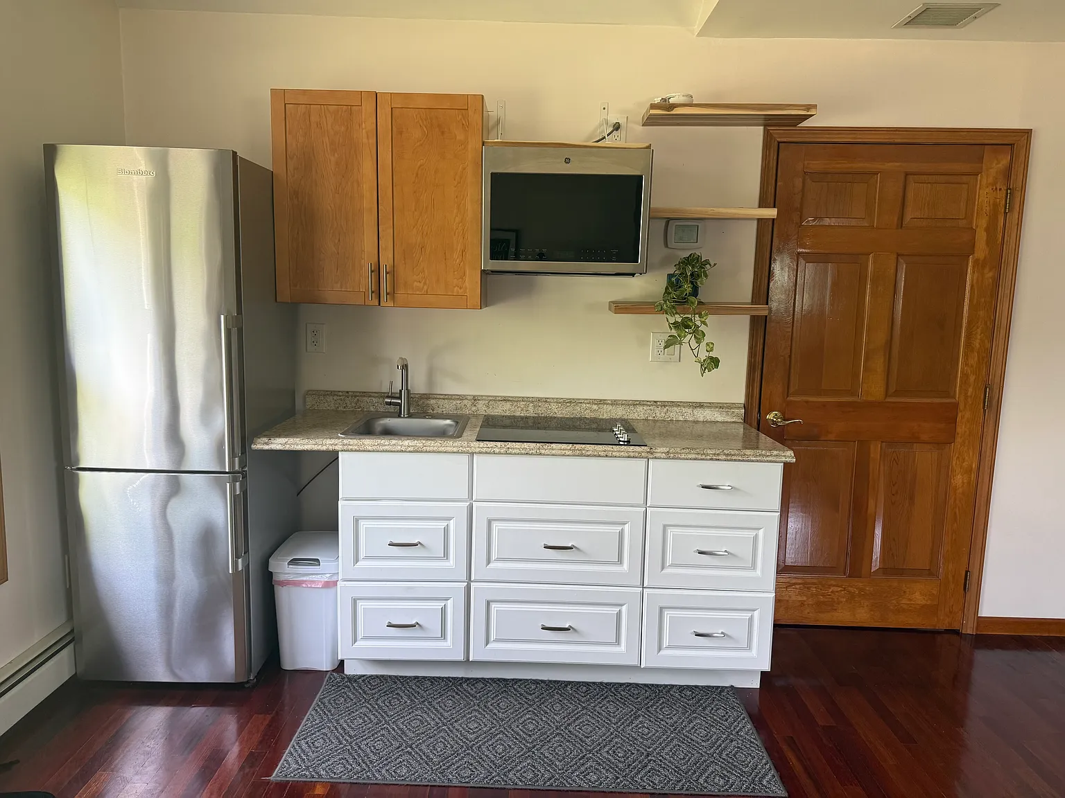 Studio, 550 sqft, $2,000 — Photo 2