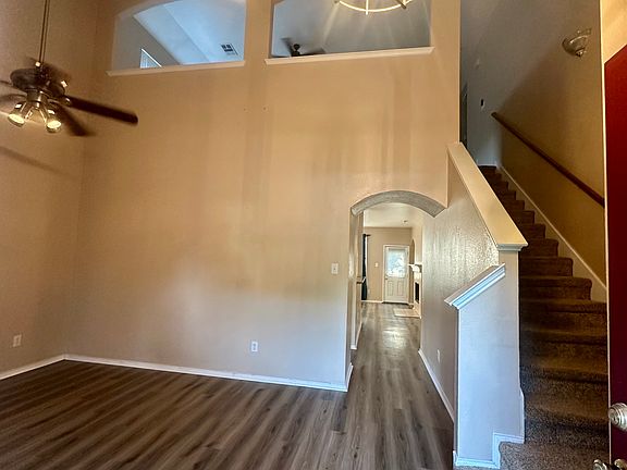 5th image of 3916 Chimney Rock Dr