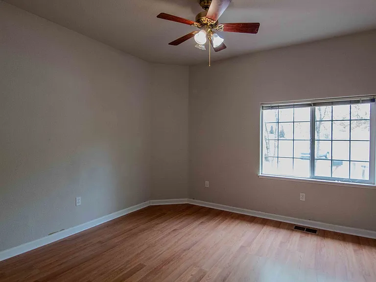 19062 Seabreeze Pl — Photo 21