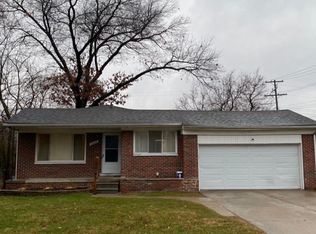 21008 Westview Ave, Ferndale, MI