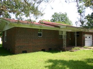 1318 Kay Ave, Chipley, FL 32428