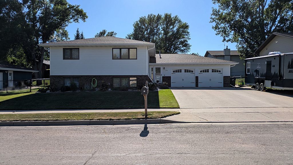 2748 Mercury Ln - Property Image