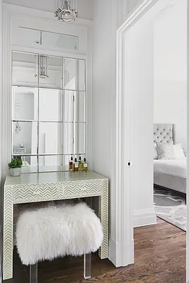 Sold by Compass | media 11