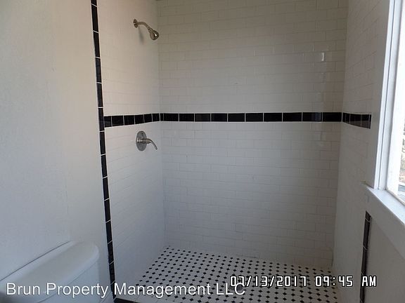 4th image of 224 12th St