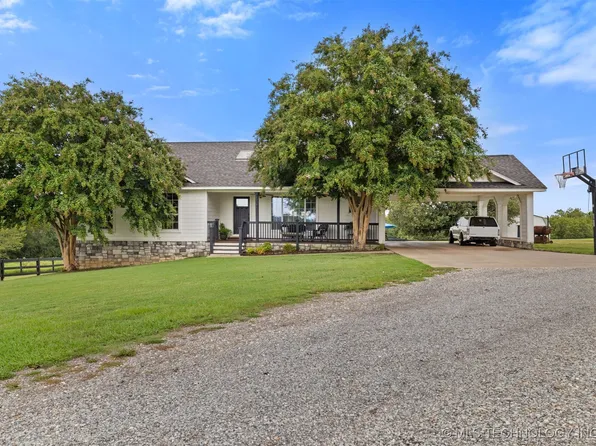 1403 S Timberline Dr, Atoka, OK 74525