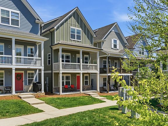 4th image of 624 Parkvue Place Dr