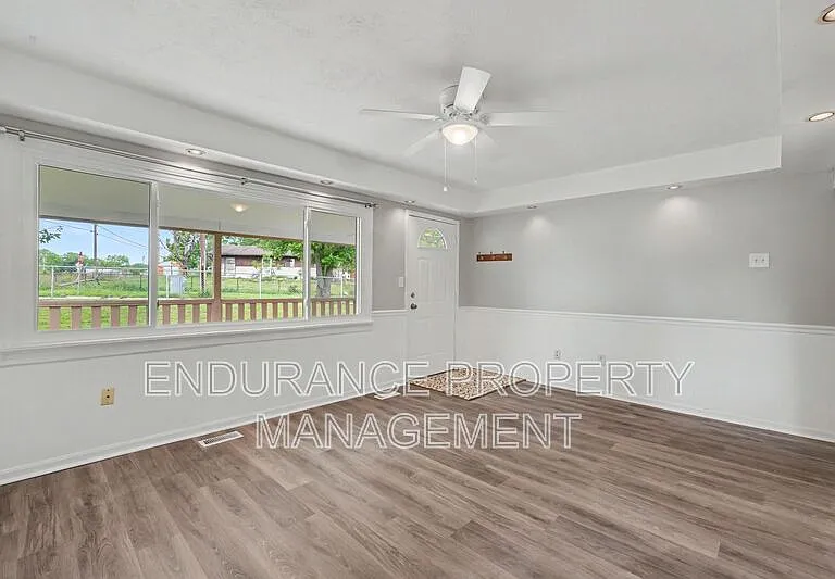 9500 Ridgemoor Ave — Photo 5