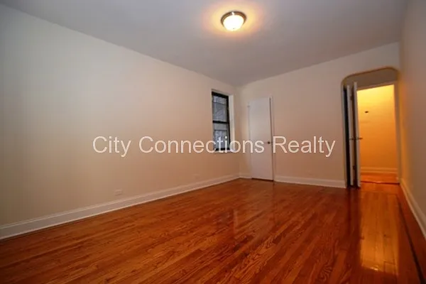 Rented by City Connections Realty | media 9