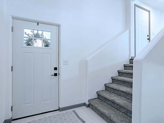 4th image of 604A Eugene St