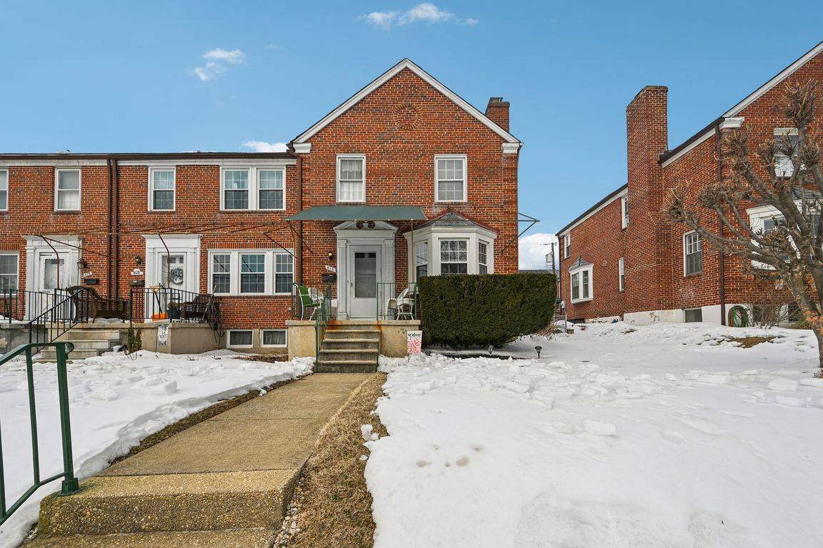 Lambeth Rd-S1102-001.jpg