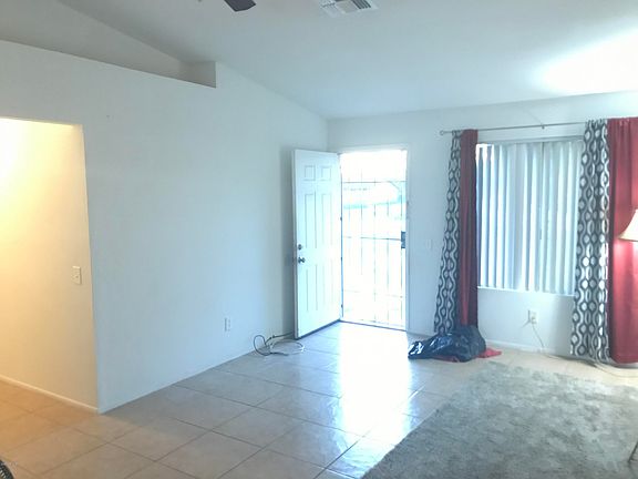 4th image of 2601 N 60th Dr