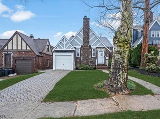 229 Roosevelt Ave, Hasbrouck Heights, NJ 07604