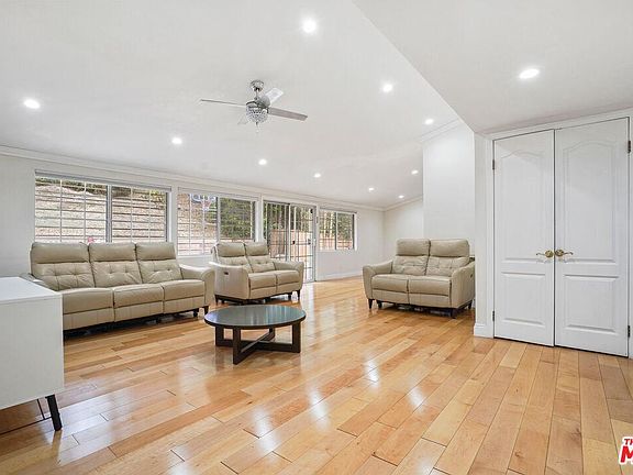 5th image of 5716 Comanche Ave