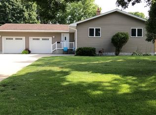127 W Hillside Ave, Fergus Falls, MN 56537