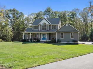 15 Melinda Way, Hope Valley, RI 02832