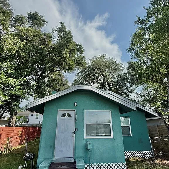 3435 4th Ave S — Photo 1