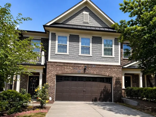 537 Fumagalli Dr, Cary, NC 27519