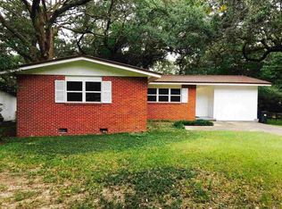 1002 Lake Terrace Ave, Pensacola, FL 32505