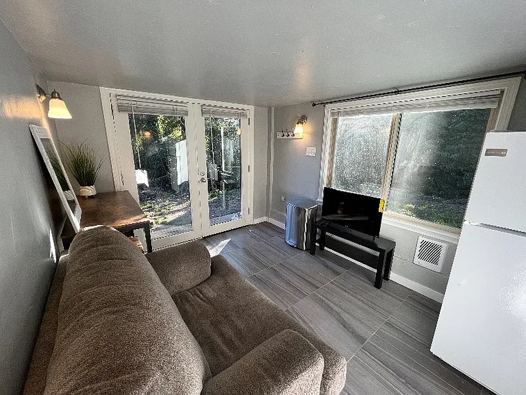 9704 Holman Rd NW #2 — Photo 6