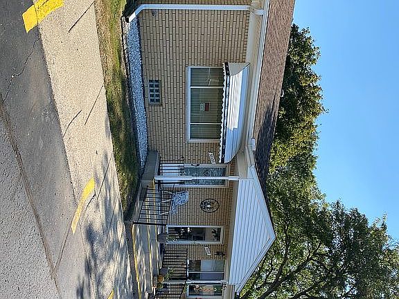 4th image of 50235 Helfer Blvd